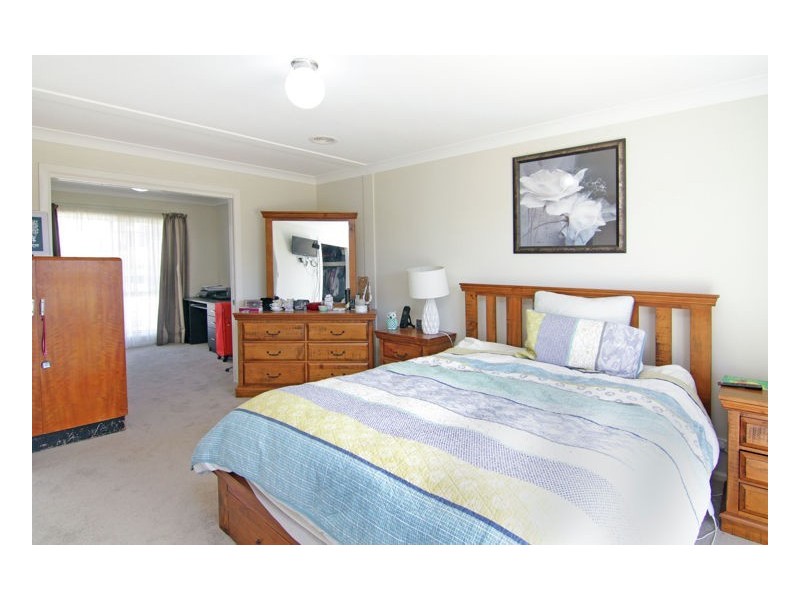 4 Leece Road, Uralla NSW 2358