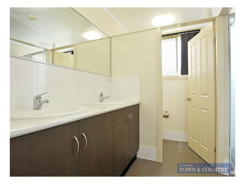 60 Claude Street, Armidale NSW 2350