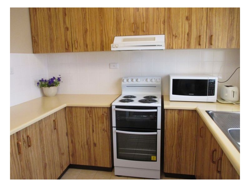 2/23 Baldblair Street, Guyra NSW 2365