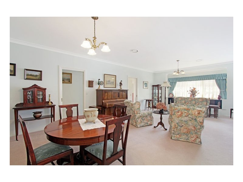 2/125 Brown Street, Armidale NSW 2350