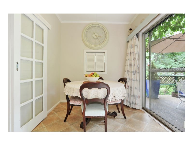 2 Lynches Road, Armidale NSW 2350