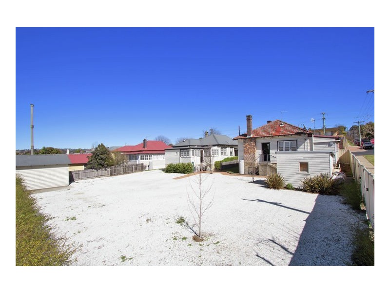 37-39 Marsh Street, Armidale NSW 2350