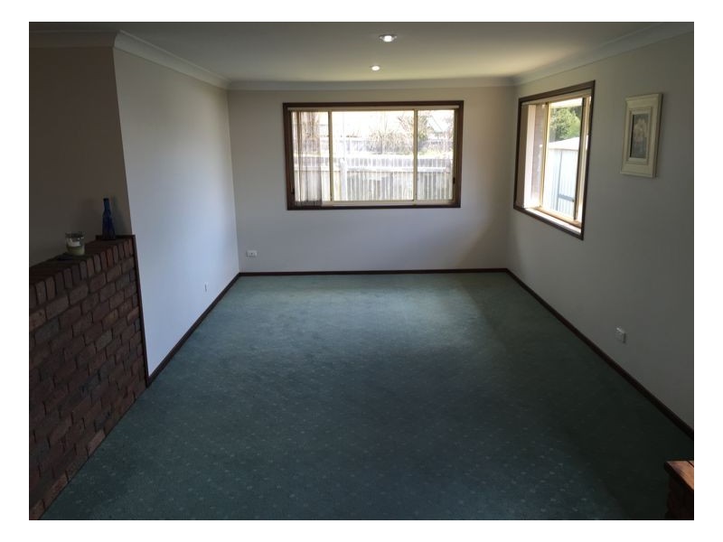 4 Pearson Street, Guyra NSW 2365