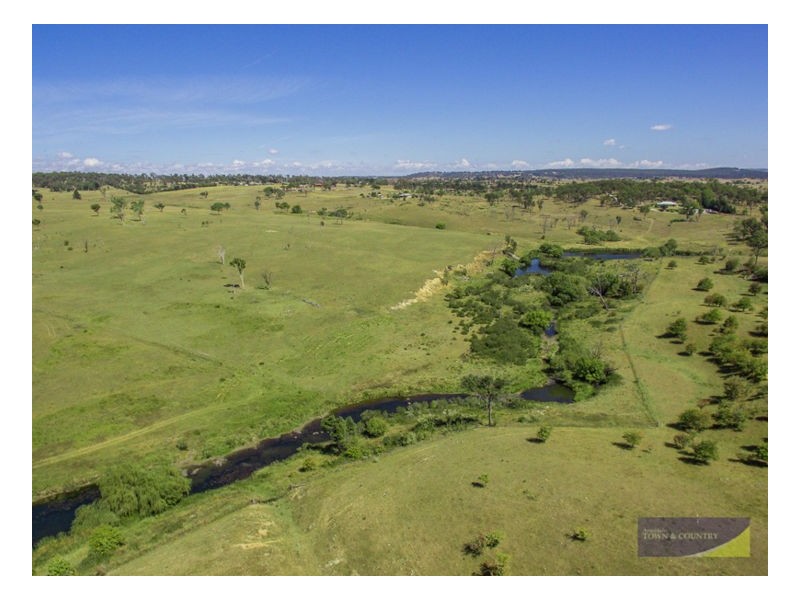 21 Blue Hole Road, Armidale NSW 2350