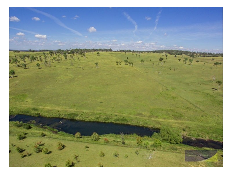 21 Blue Hole Road, Armidale NSW 2350