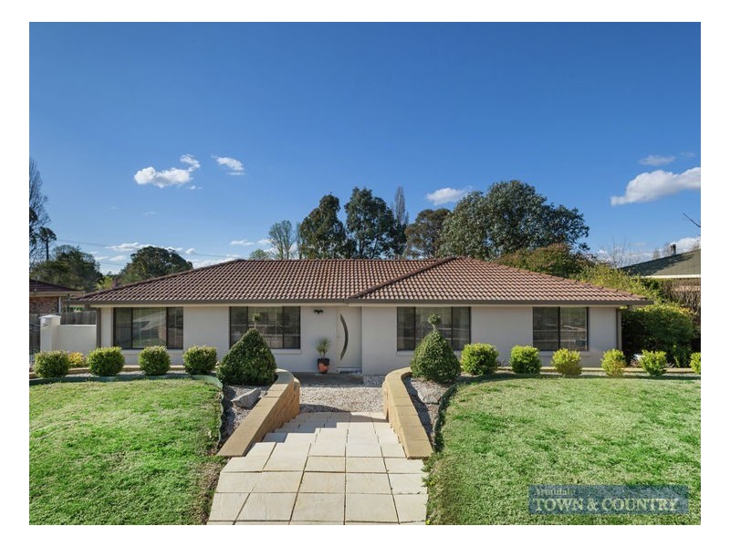 5 Moyes Street, Armidale NSW 2350