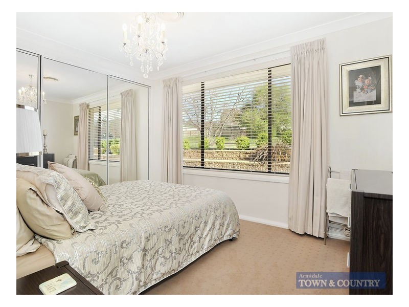 5 Moyes Street, Armidale NSW 2350