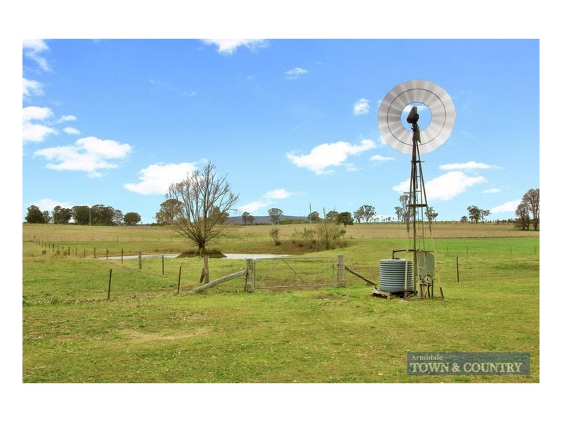854 Boorolong Road, Armidale NSW 2350