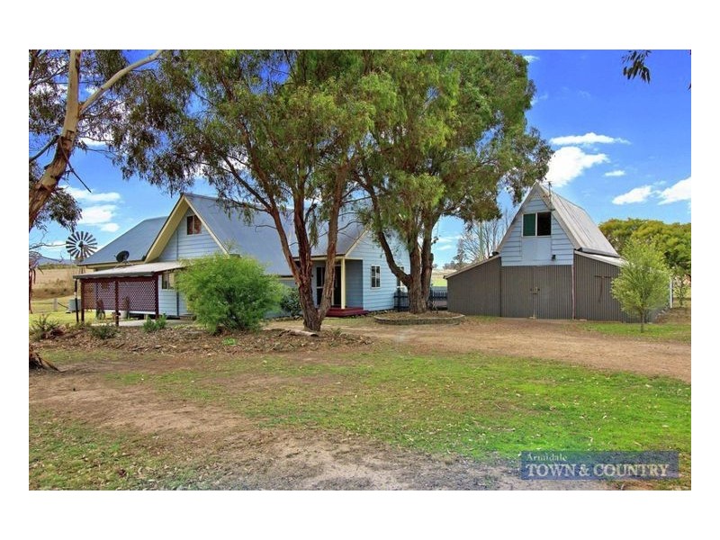 854 Boorolong Road, Armidale NSW 2350