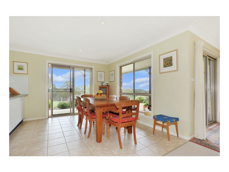 84 Ursula Road, Armidale NSW 2350