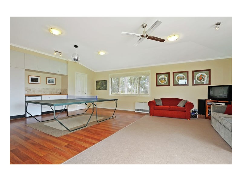 84 Ursula Road, Armidale NSW 2350