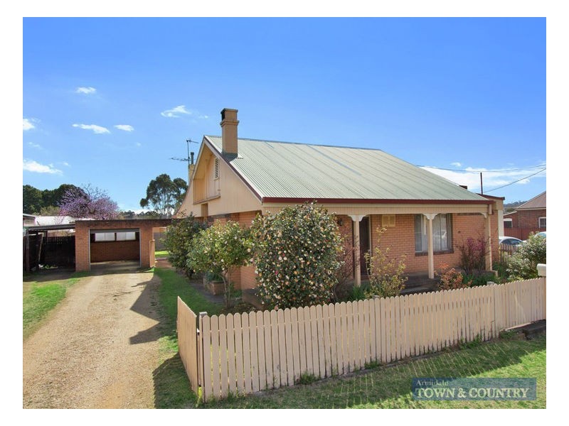 118 Niagara Street, Armidale NSW 2350