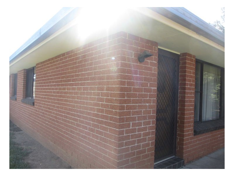 2/192 Chapel Street, Armidale NSW 2350