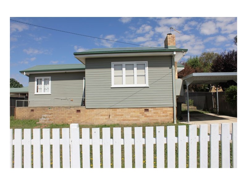 6 Dawson Avenue, Armidale NSW 2350