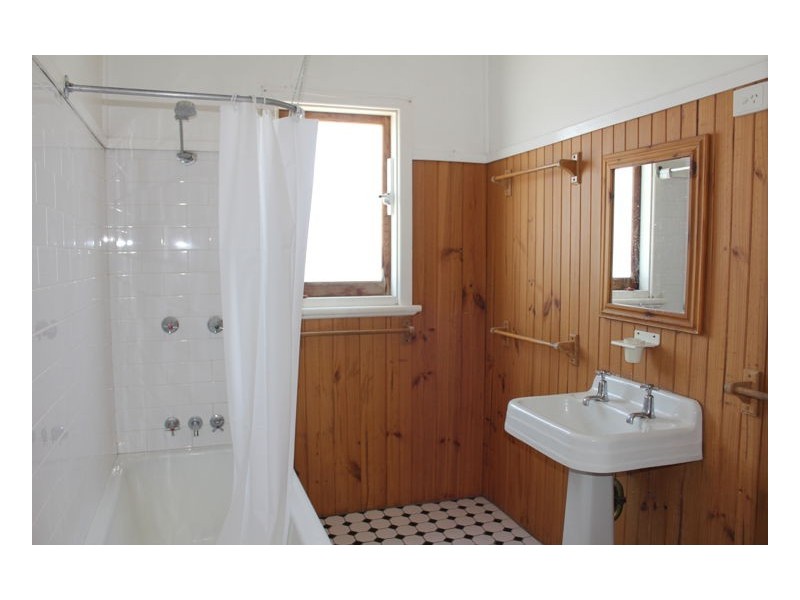 6 Dawson Avenue, Armidale NSW 2350