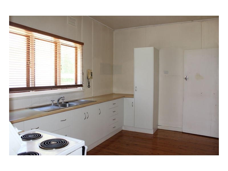 6 Dawson Avenue, Armidale NSW 2350