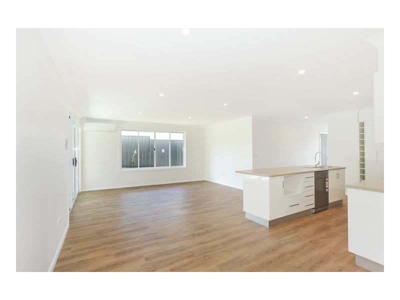 18 Schaefer Drive, Armidale NSW 2350