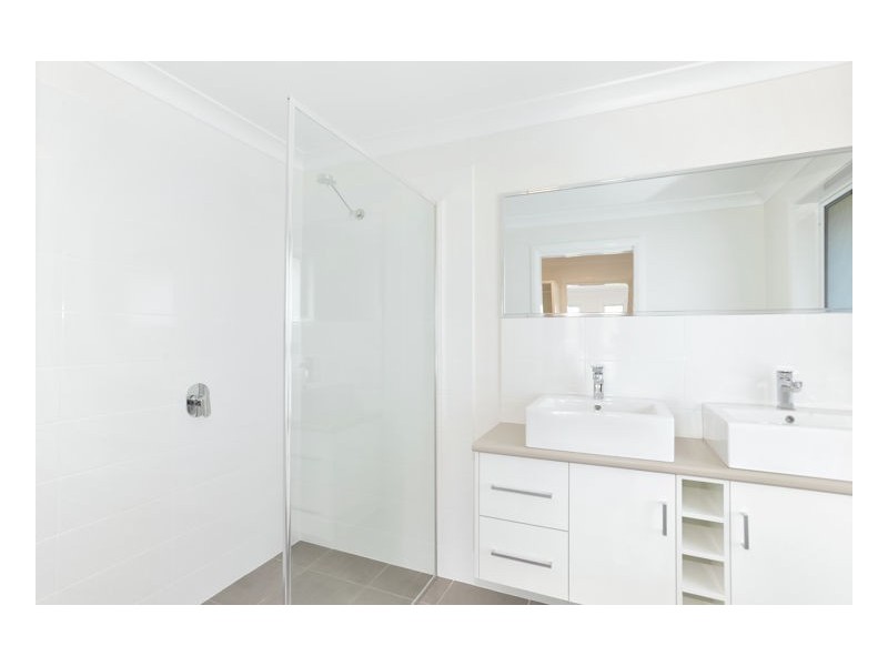 18 Schaefer Drive, Armidale NSW 2350