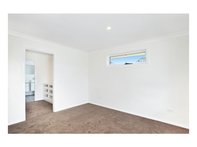 18 Schaefer Drive, Armidale NSW 2350