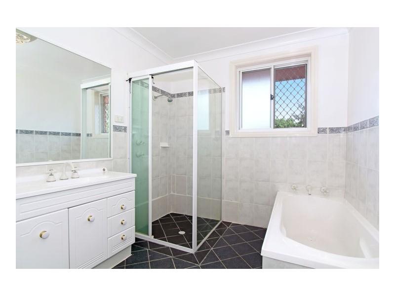 37 Ash Tree Drive, Armidale NSW 2350