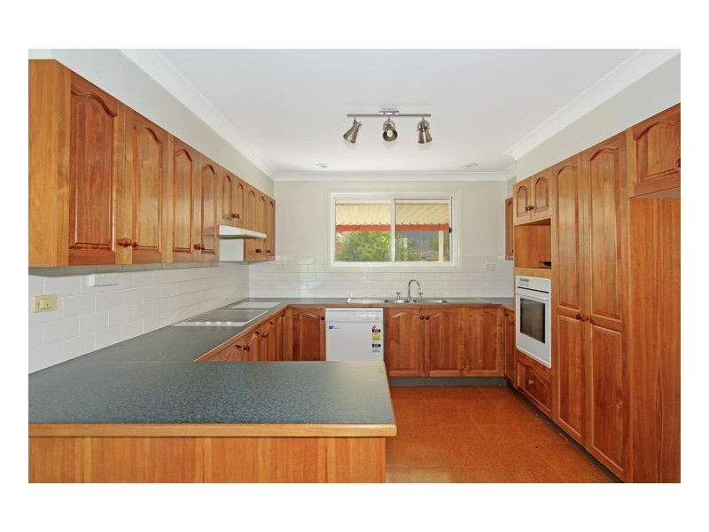 37 Ash Tree Drive, Armidale NSW 2350