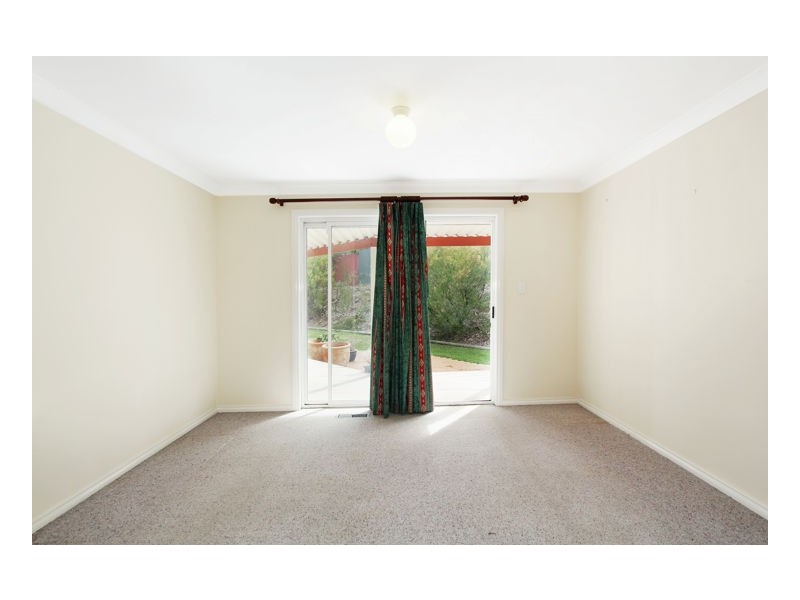 37 Ash Tree Drive, Armidale NSW 2350