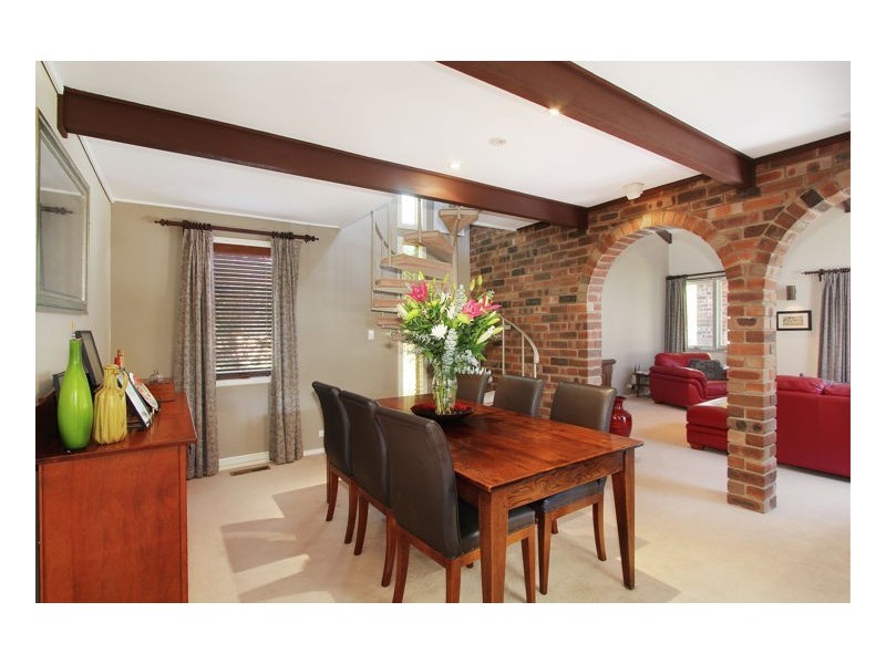 77 Perrott Street, Armidale NSW 2350