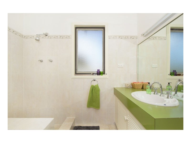 77 Perrott Street, Armidale NSW 2350