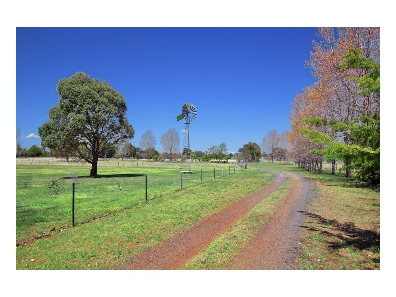 818 Bundarra Road, Armidale NSW 2350