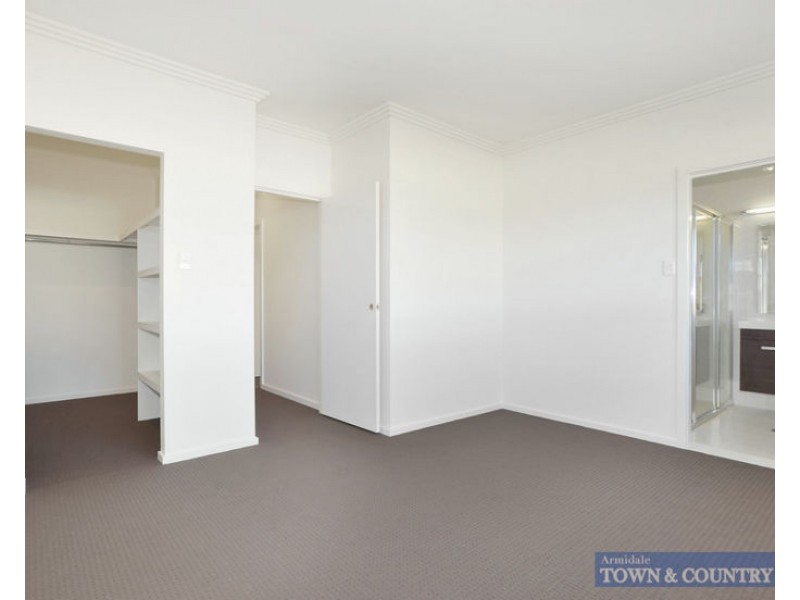 8 Grandview Crescent, Armidale NSW 2350