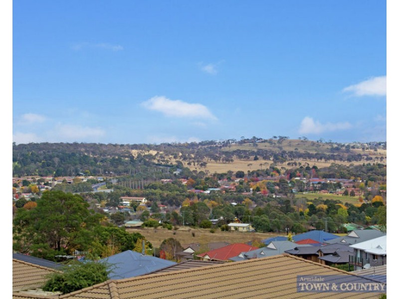 8 Grandview Crescent, Armidale NSW 2350