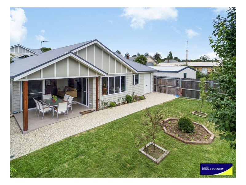 61A Barney Street, Armidale NSW 2350