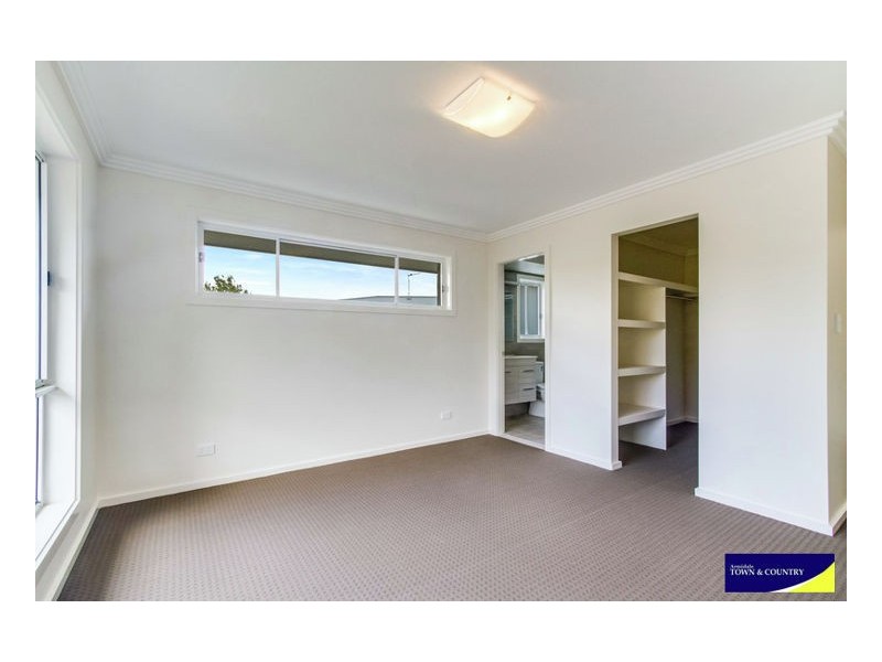16 Albion Close, Armidale NSW 2350