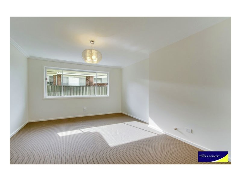 16 Albion Close, Armidale NSW 2350