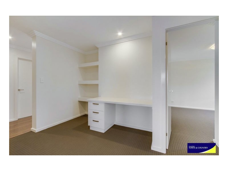 16 Albion Close, Armidale NSW 2350