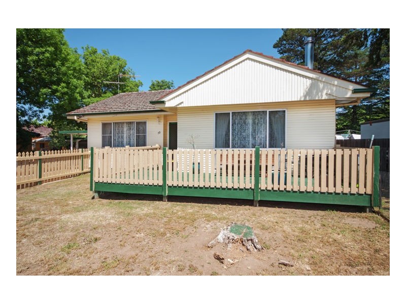 10 Bellevue Road, Armidale NSW 2350