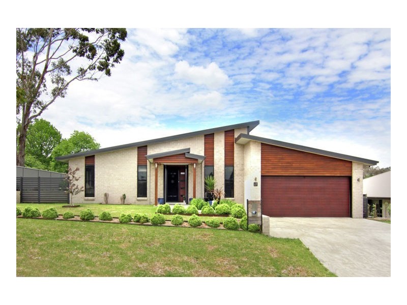 69 Box Hill Drive, Armidale NSW 2350