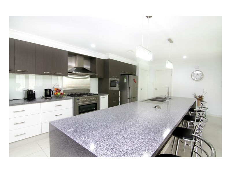 69 Box Hill Drive, Armidale NSW 2350