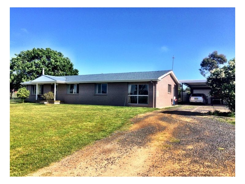 61 Tulong Road, Armidale NSW 2350