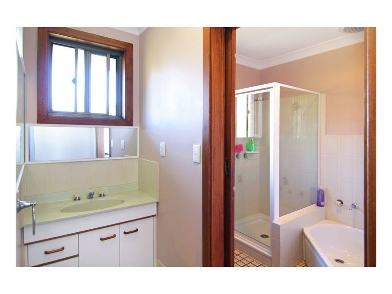 26 Barloo Road, Armidale NSW 2350