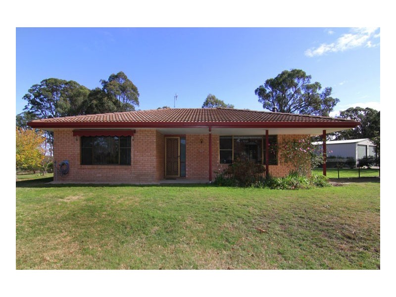 26 Barloo Road, Armidale NSW 2350