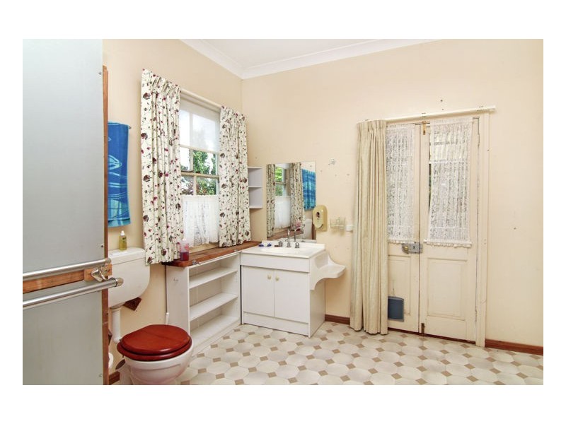 39 Johns Street, Uralla NSW 2358