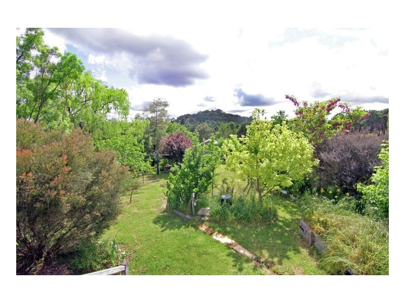 39 Johns Street, Uralla NSW 2358