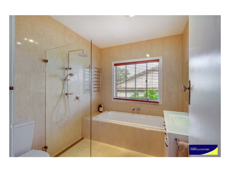 3 Quin Avenue, Armidale NSW 2350