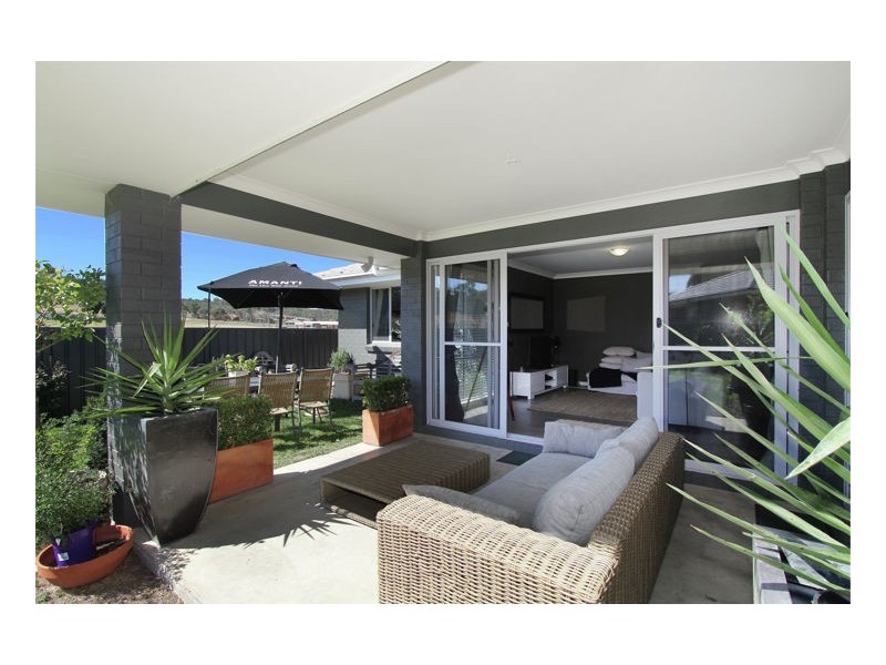 40 Albion Close, Armidale NSW 2350