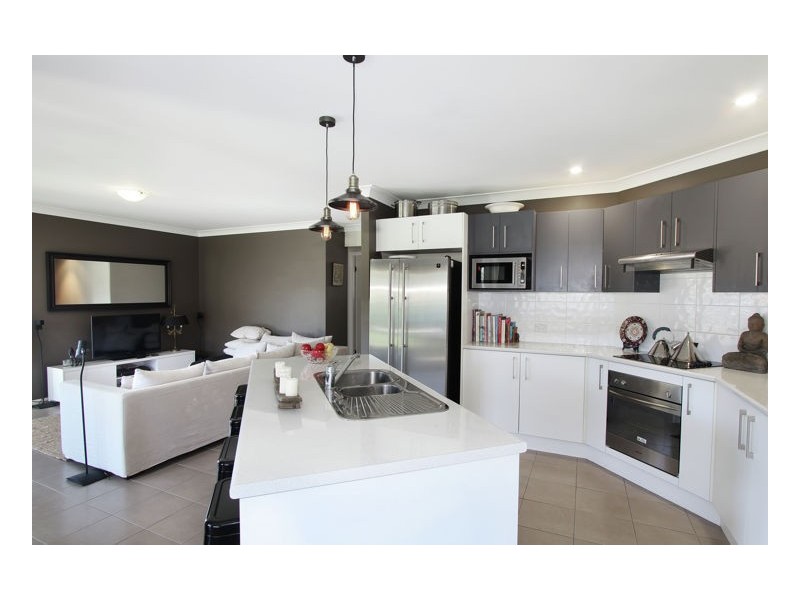 40 Albion Close, Armidale NSW 2350