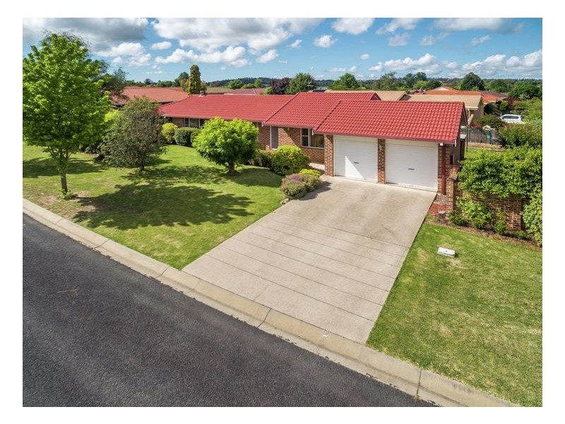 14 Hunt Avenue, Armidale NSW 2350
