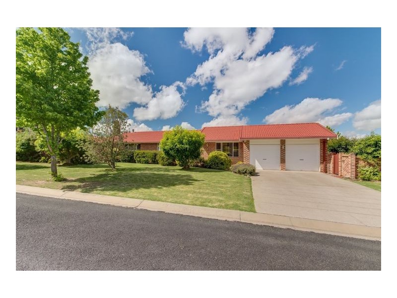14 Hunt Avenue, Armidale NSW 2350