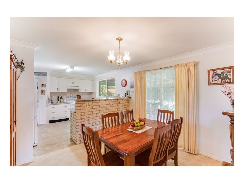 35 Centennial Close, Armidale NSW 2350