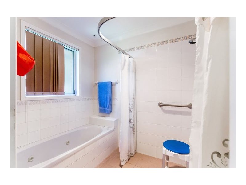 35 Centennial Close, Armidale NSW 2350